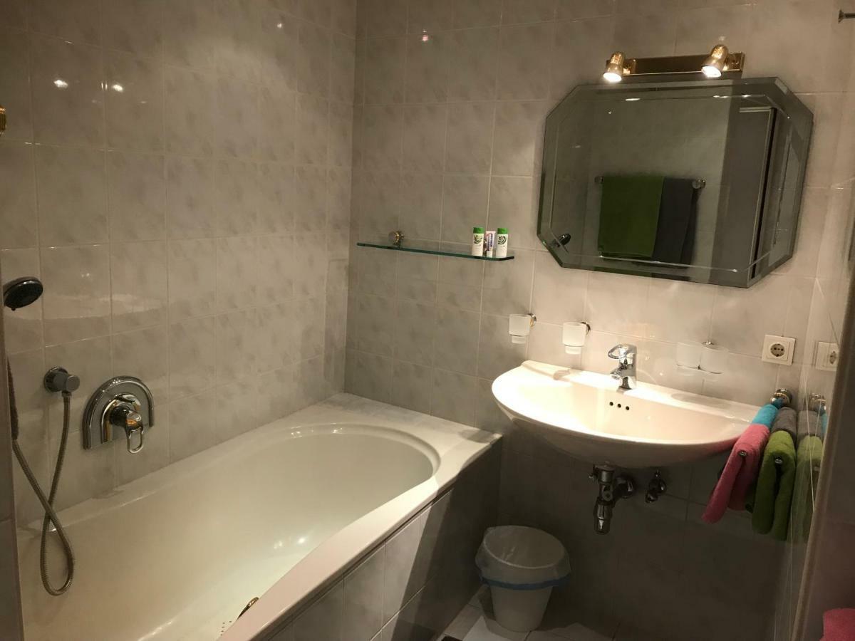 Ferienwohnung-Apartment Monika In Innsbruck-Igls Екстериор снимка